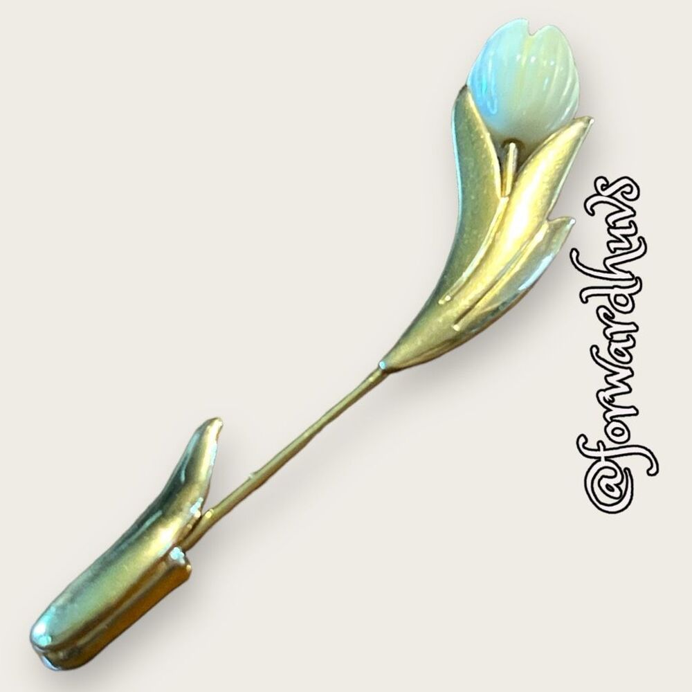 Vintage 1980 Avon Graceful Tulip Stick Pin